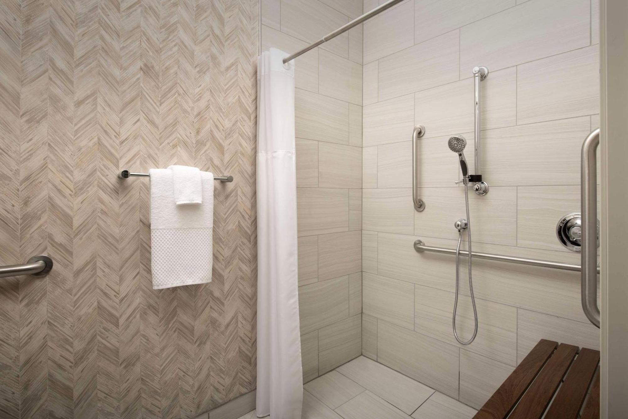 Doubletree By Hilton North Salem Hotell Eksteriør bilde